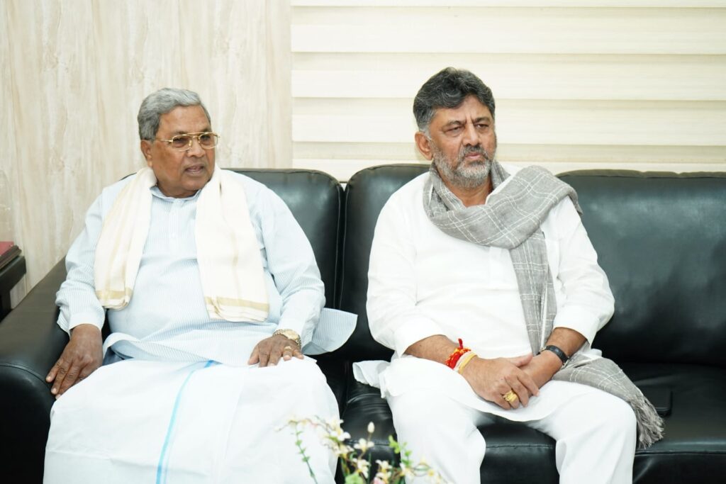 https://blrpost.com/d-k-shivakumar-seeks-%e2%82%b911122-crore-from-centre-for-karnataka-irrigation-projects/