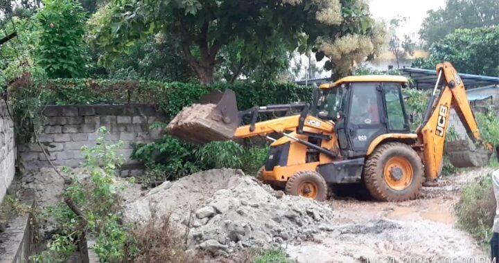 Screenshot of a JCB at work at Whitefield.