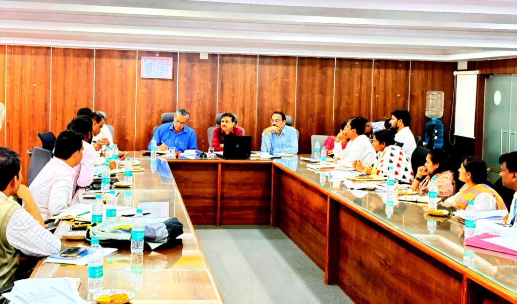 Addressing a review meeting held on various issues concerning Mahadevapura Zone, the Commissioner directed officials to take action.