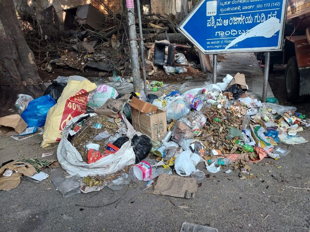 Garbage dumped at Sunkenahalli ward